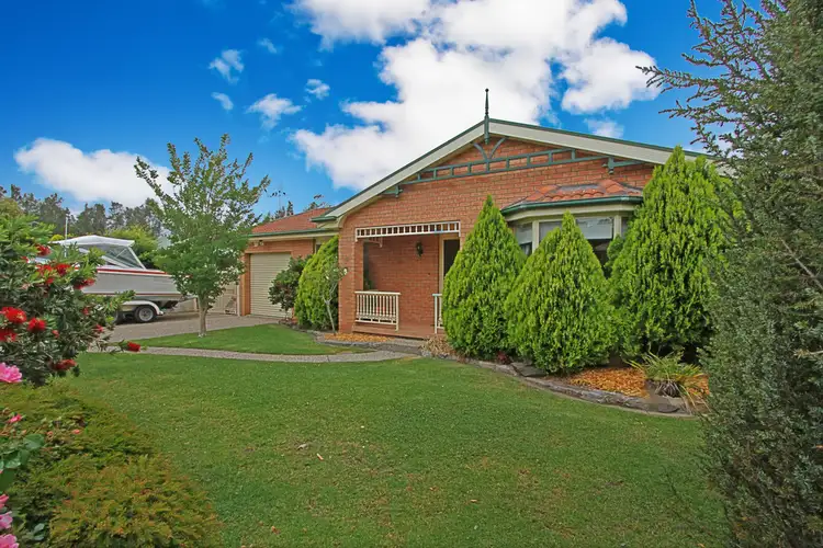 10 Iandra Road, Surfside NSW 2536