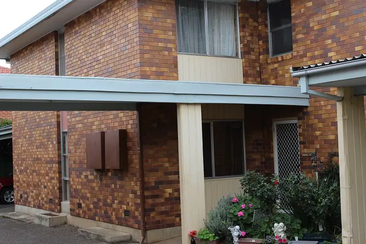 Main view of Homely unit listing, Unit 6 - 124 Brisbane Street, Tamworth NSW 2340