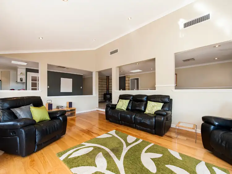 Seventh view of Homely house listing, 7 Woods Court, Kingsley WA 6026