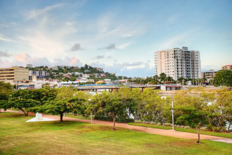 28/11-17 Stanley Street, Townsville City QLD 4810