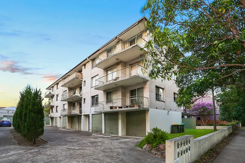 Main view of Homely unit listing, 8/11-13 Carlton Street, Kensington NSW 2033
