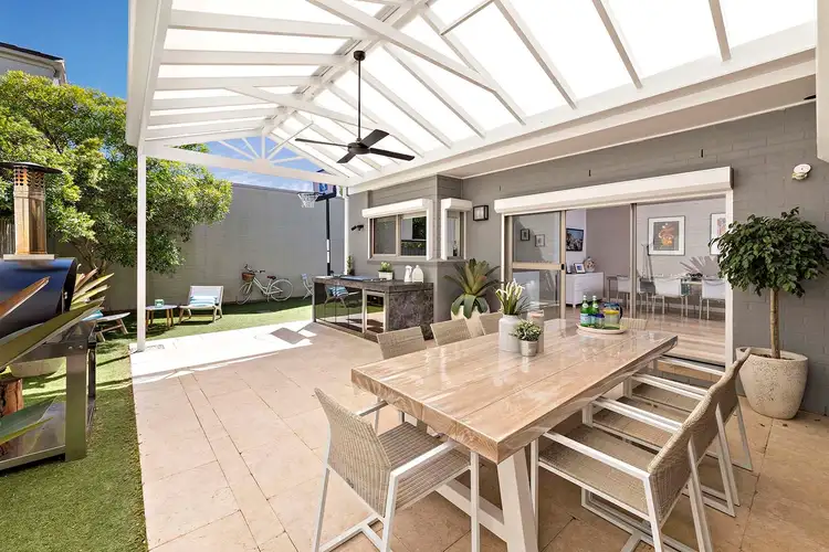 45 Edgewood Cr, Cabarita NSW 2137