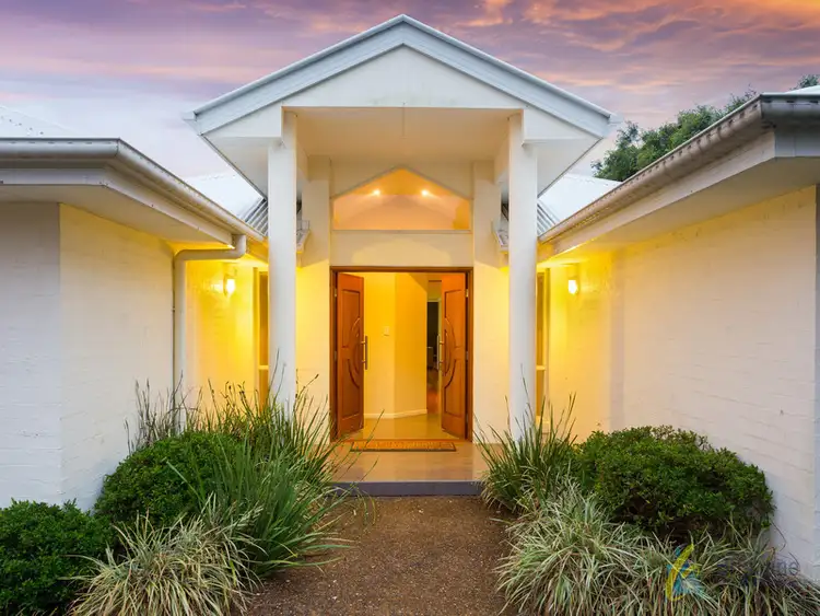 Second view of Homely house listing, 8 Cromwell Close, Brookfield QLD 4069