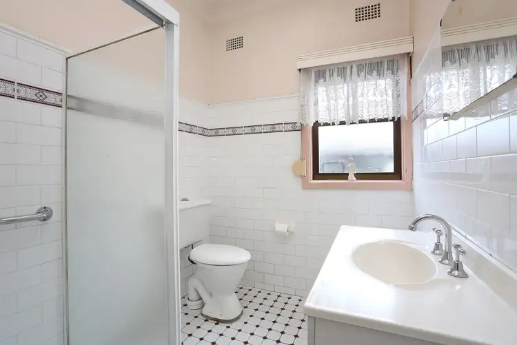 Fifth view of Homely house listing, 8 Holford Road, Cabramatta West NSW 2166