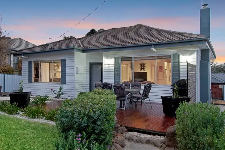 32 Curnow Street, Golden Square VIC 3555
