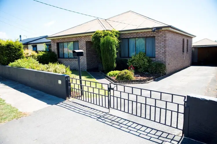14 Clare St, Mowbray TAS 7248