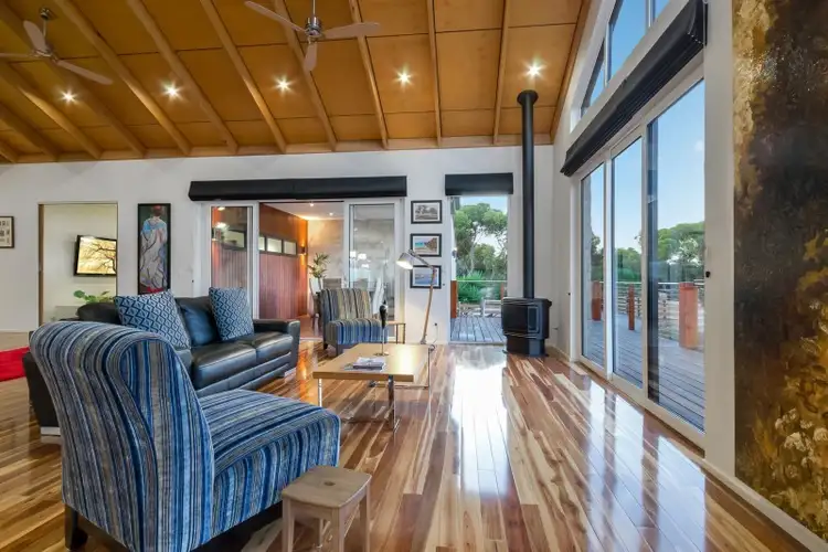 Fifth view of Homely house listing, 1/4 Cheddar Court, Lara VIC 3212