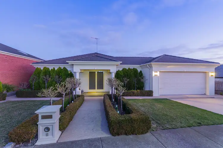 11 Exmoor Close, Highton VIC 3216
