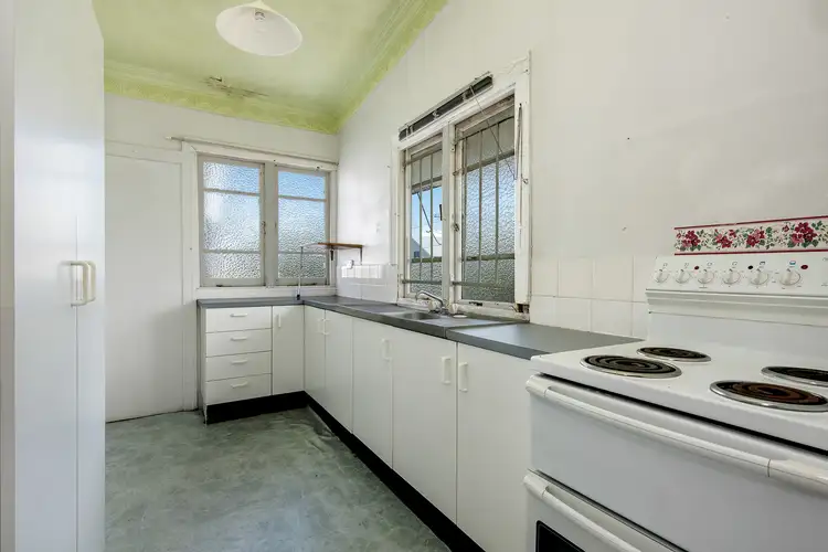 Sixth view of Homely block of units listing, 1 Bank Street, Margate QLD 4019