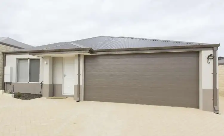 5/8 Montrose Way, Nollamara WA 6061