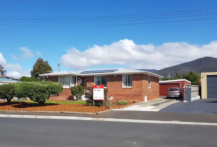 16 Myella Drive, Berriedale TAS 7011