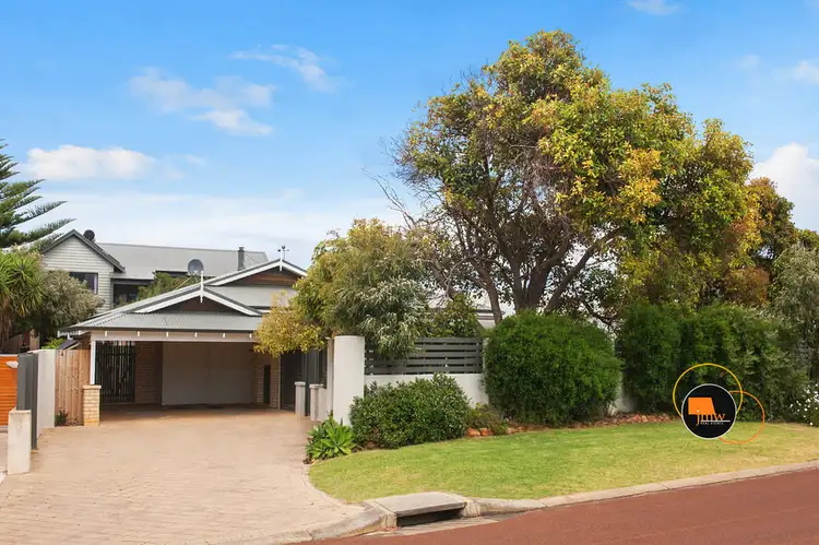 Unit 1 / 16 Marmaduke Point Drive, Gnarabup WA 6285