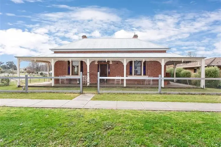 106 Tumut Street, Adelong NSW 2729
