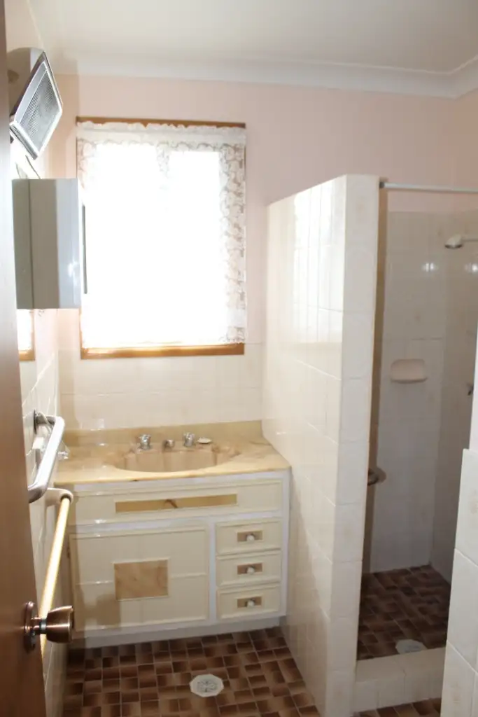 Seventh view of Homely unit listing, 8/20 Ross Street, Inverell NSW 2360