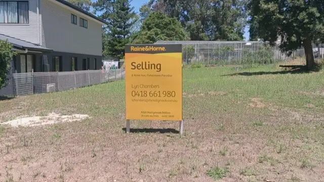 8 Alma Ave, Fishermans Paradise NSW 2539