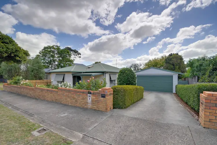 13 Murray Road, Newborough VIC 3825