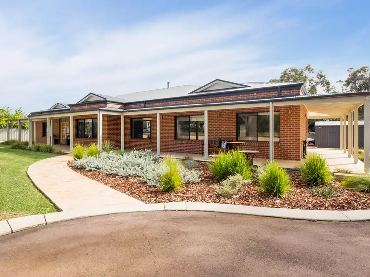 5 College Road, Gooseberry Hill WA 6076