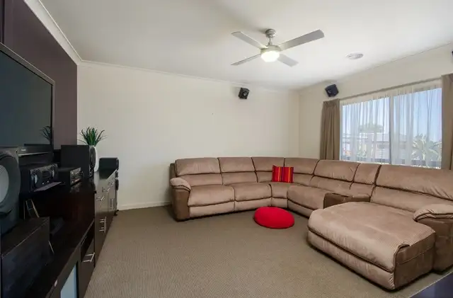 Third view of Homely house listing, 5 Eyre Court, Mount Gambier SA 5290