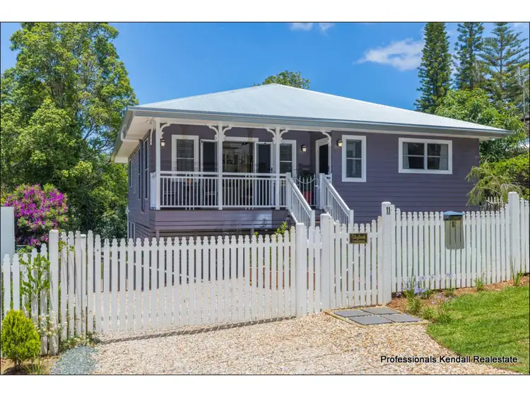 11 Beechmont Ave, Tamborine Mountain QLD 4272