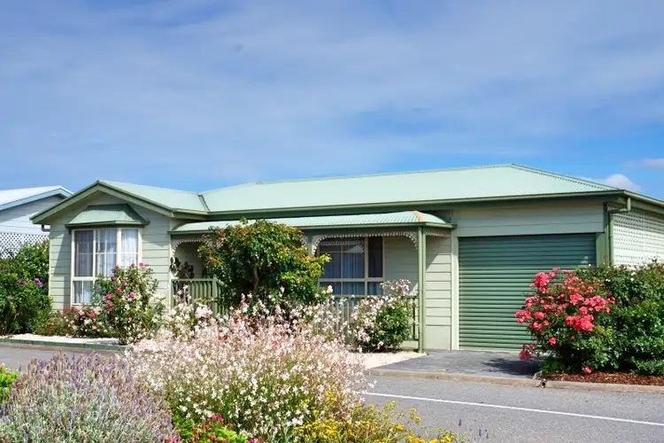 100 Rosetta Village, Maude Street, Victor Harbor SA 5211