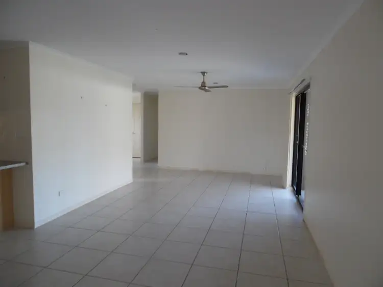 Fifth view of Homely house listing, 3 Pharlap Court, Point Vernon QLD 4655