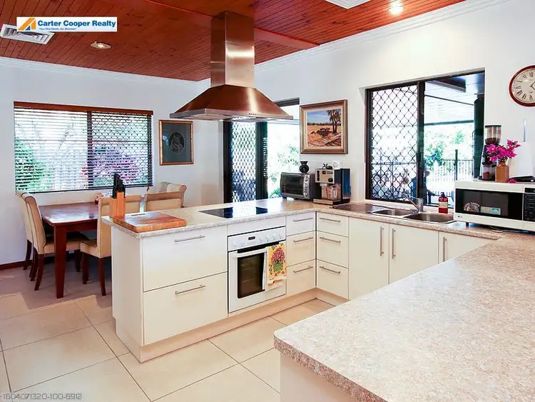 Fifth view of Homely house listing, 10 Palera Court, Point Vernon QLD 4655