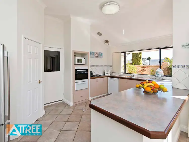 Sixth view of Homely house listing, 5 St Andrews Crescent, Canning Vale WA 6155