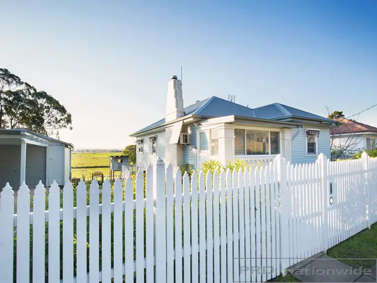 12 Morpeth Road, East Maitland NSW 2323