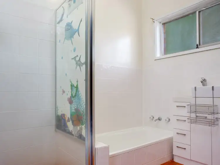 Fourth view of Homely house listing, 89 Leavenworth Drive, Mount Austin NSW 2650