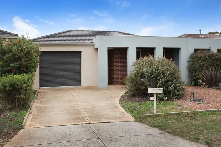11 Westmill Vista, Melton West VIC 3337