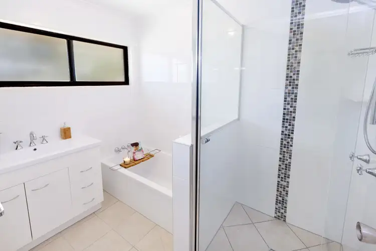 Sixth view of Homely house listing, 327 Elizabeth Avenue, Clontarf QLD 4019