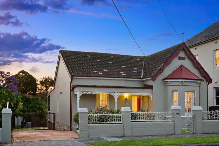 16 Warren Road, Marrickville NSW 2204