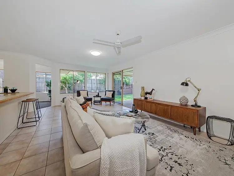 Fifth view of Homely house listing, 2 Seeana Lane, Birkdale QLD 4159