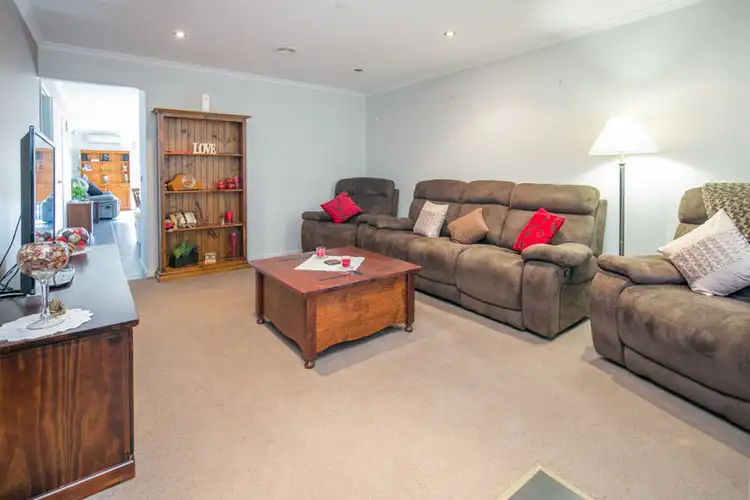 Fifth view of Homely house listing, 27 Massie Circuit, Sunbury VIC 3429