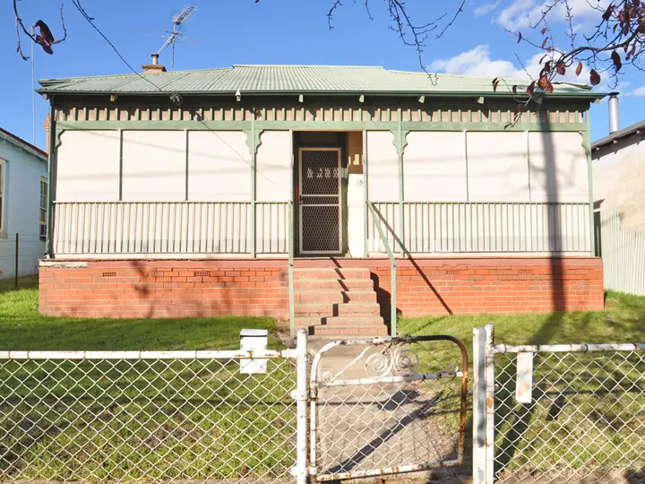18 Stewart Street, Junee NSW 2663