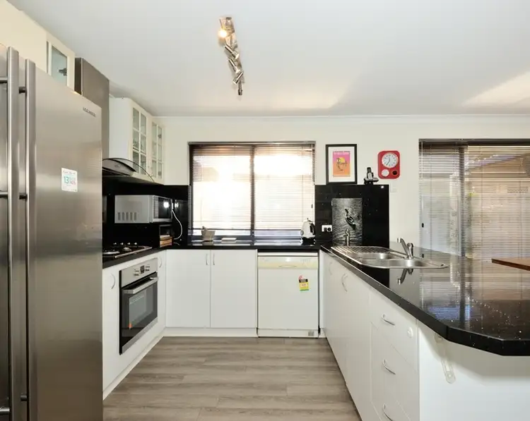 Fifth view of Homely house listing, 7 Valheru Avenue, Rockingham WA 6168
