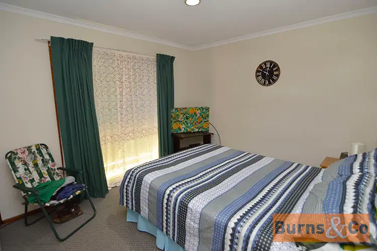 Fifth view of Homely unit listing, 2/17 Steven Street, Mildura VIC 3500