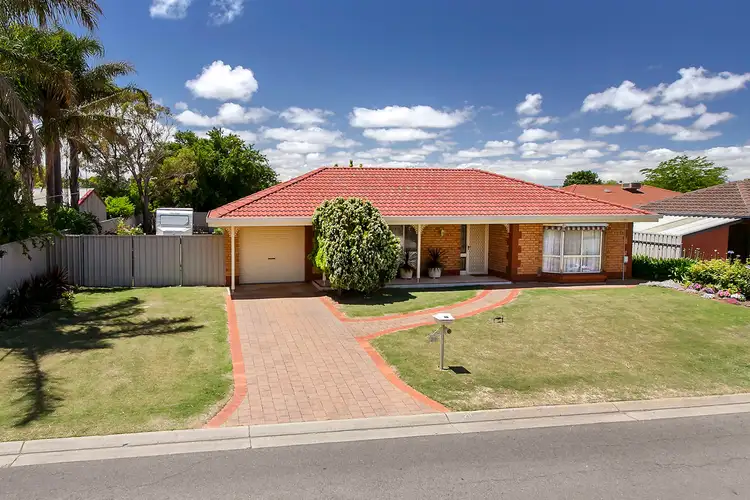 29 Clearwater Crescent, Seaford Rise SA 5169