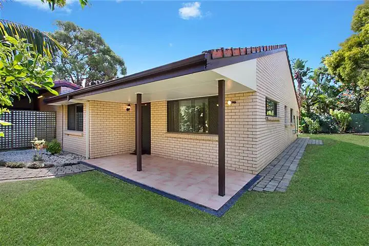 Main view of Homely villa listing, 37/91 Salerno Street, Isle Of Capri QLD 4217