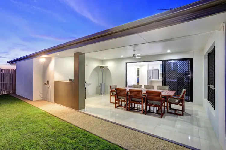 Second view of Homely house listing, 8 Outlook Court, Ashfield QLD 4670