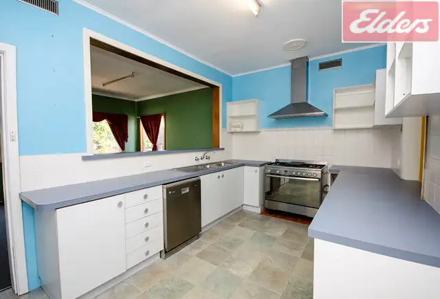 Second view of Homely house listing, 5 Lawrence Street, Wodonga VIC 3690