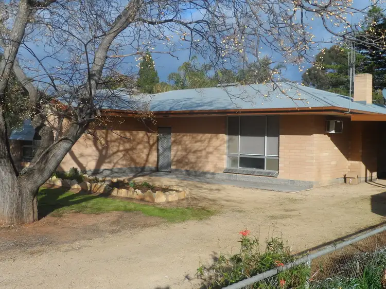 56 Coral St, Loxton SA 5333