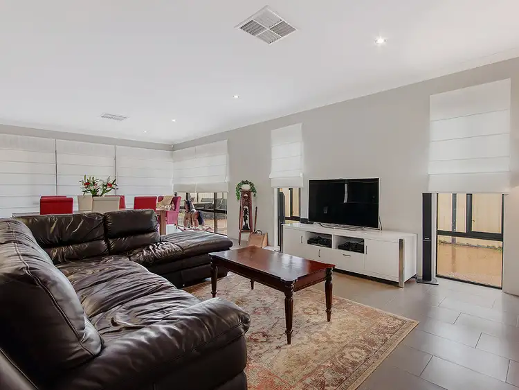 Sixth view of Homely house listing, 14 Sorrento Turn, Secret Harbour WA 6173