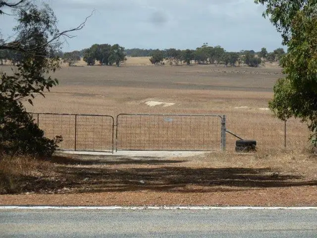 'Fernleigh' Great Southern Highway, York WA 6302