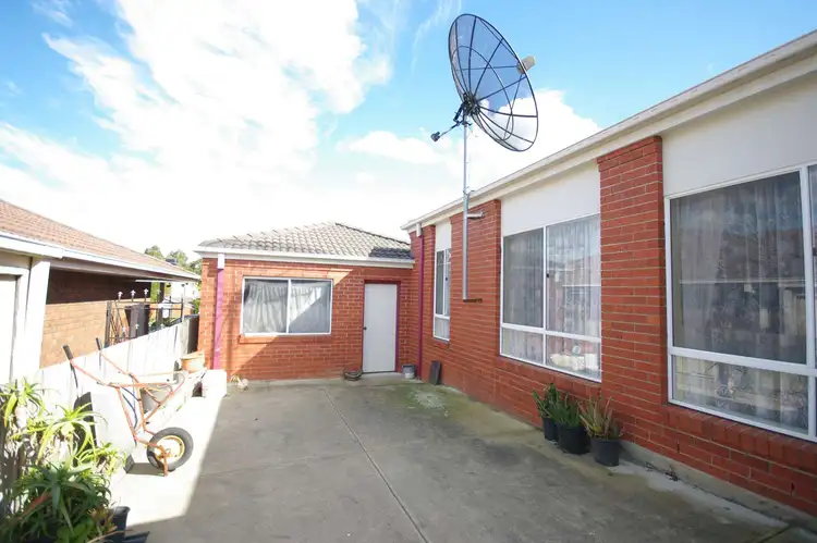 Seventh view of Homely house listing, 31 Maryrose Crescent, Endeavour Hills VIC 3802