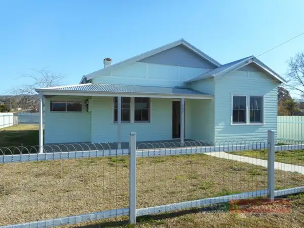 1/177 Fitzroy Street, Tumut NSW 2720
