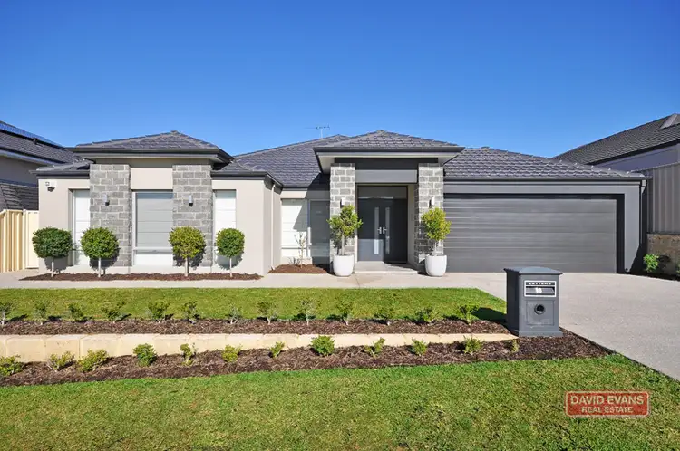 18 Hopewell Pass, Carramar WA 6031