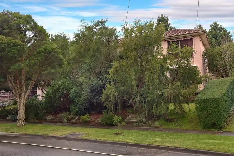 28 Narr-Maen Drive, Croydon Hills VIC 3136