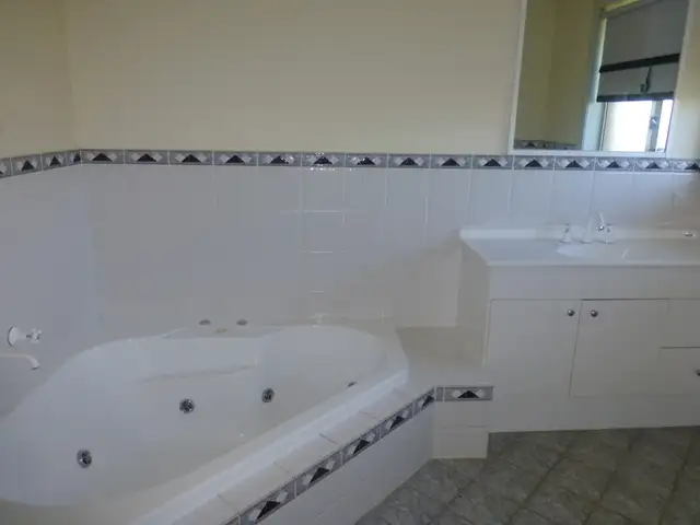 Fourth view of Homely house listing, 5 Clancy Place, Parkes NSW 2870