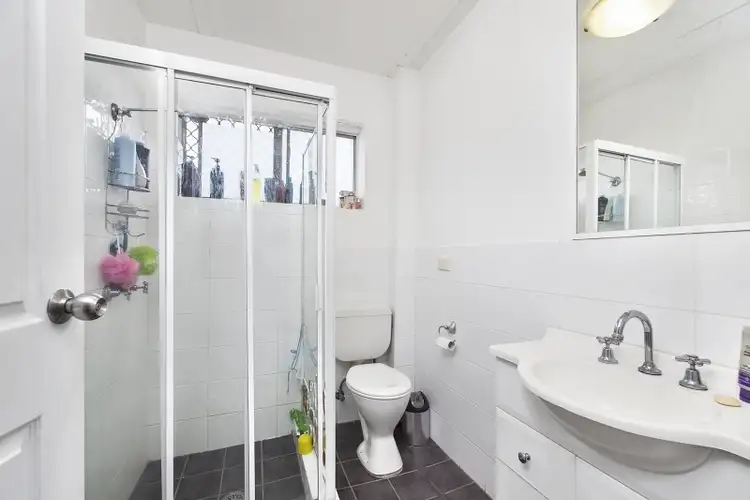 Third view of Homely house listing, 5/10 Albion Street, Goulburn NSW 2580